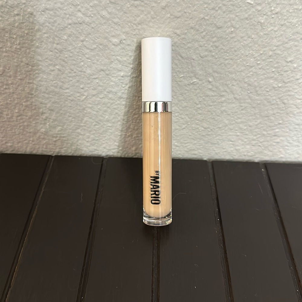 Makeup by Mario SURREAL SKIN AWAKENING CONCEALER